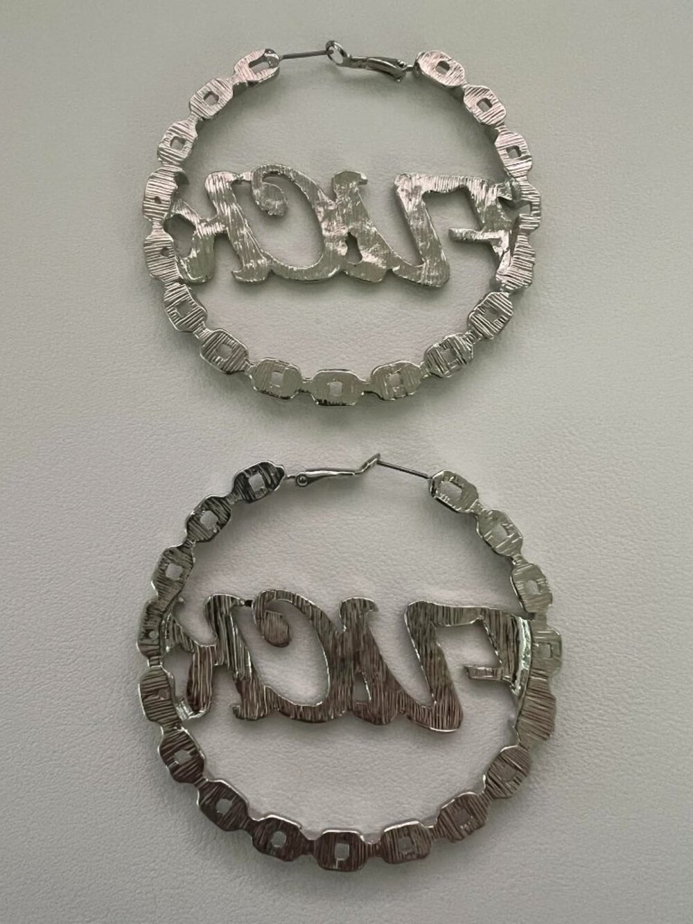 F*ck chain hoop earrings - Picture 2 of 3
